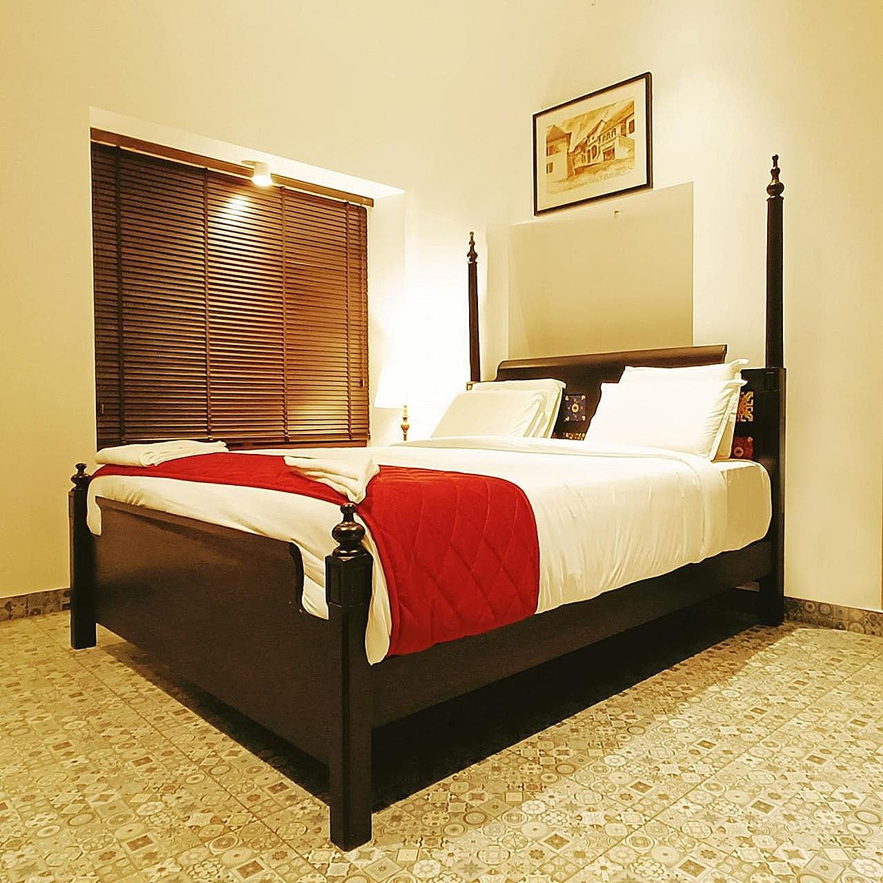 Napier Heritage by Velvet Hotels Dutch Room 2