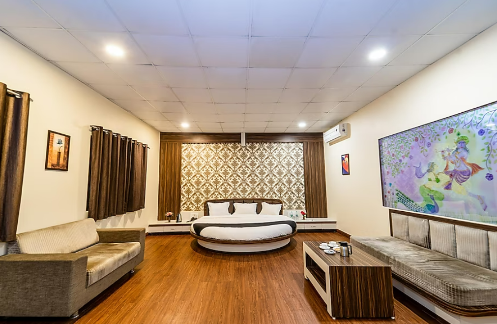 Narmada Hills Resort Deluxe Room