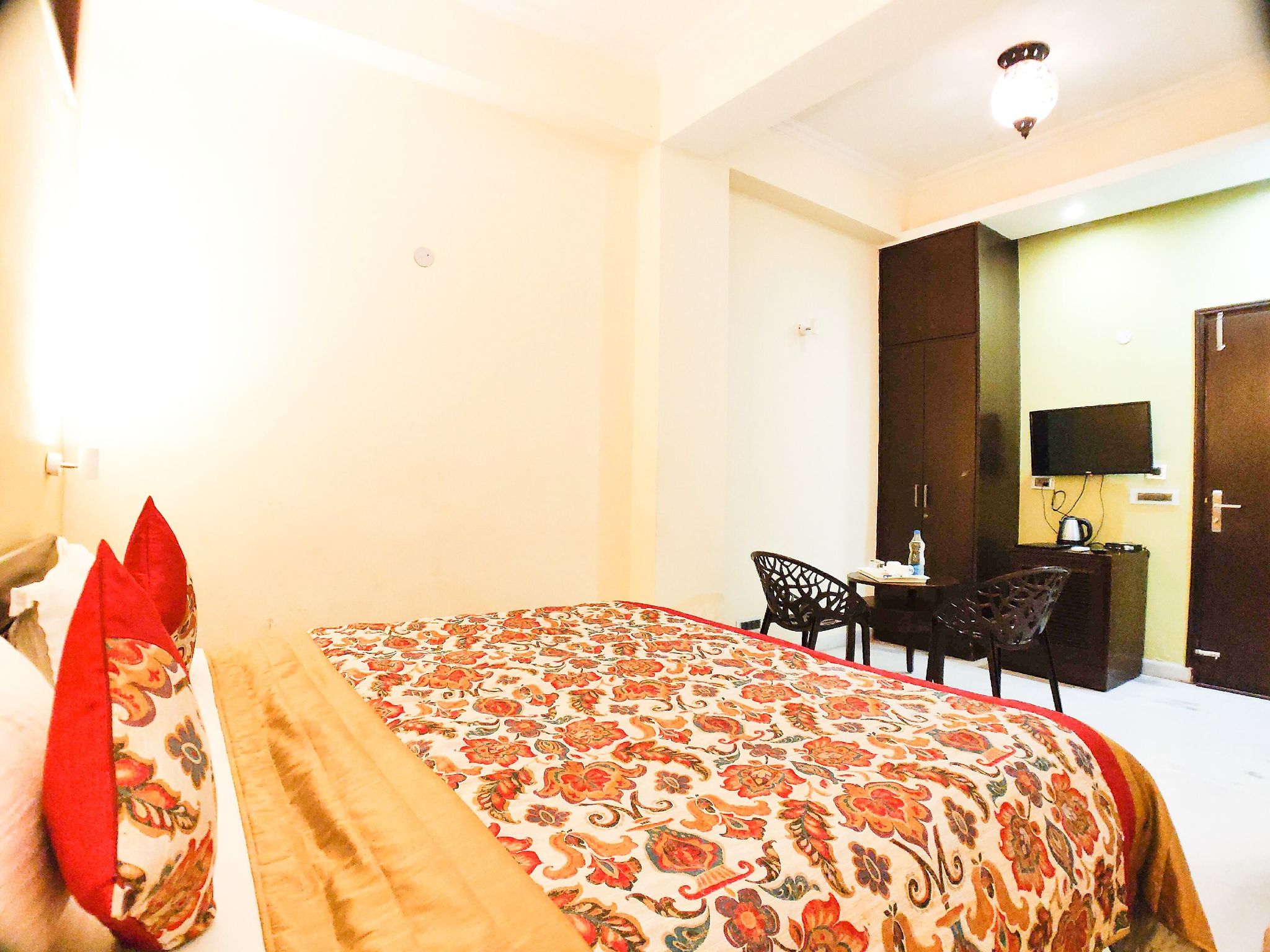 Narmada river view resort & restaurantnt Deluxe Room