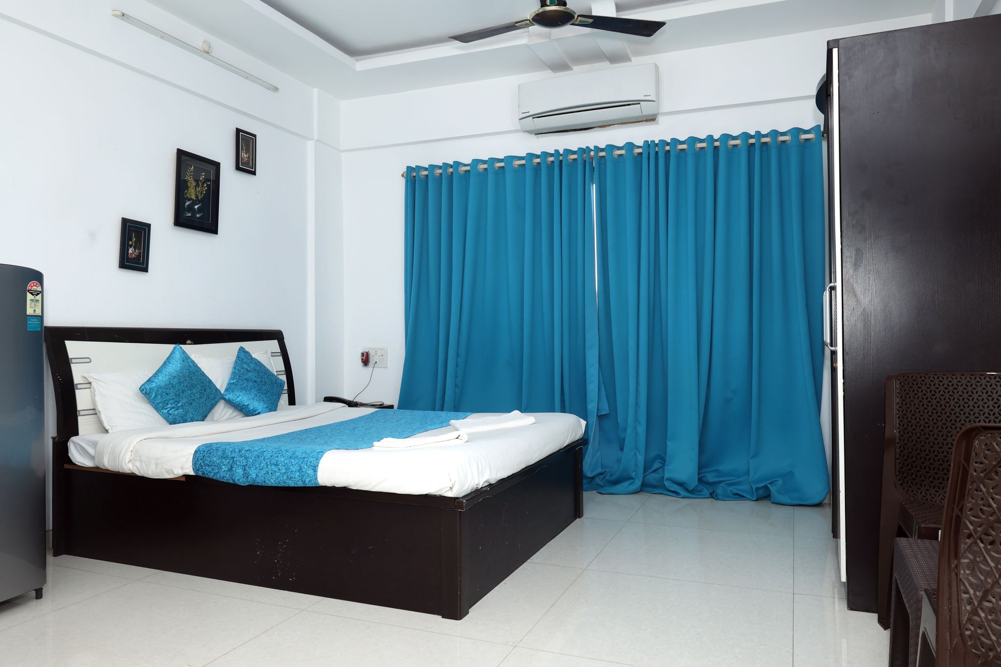 Deluxe Room With Pool View Balcony
