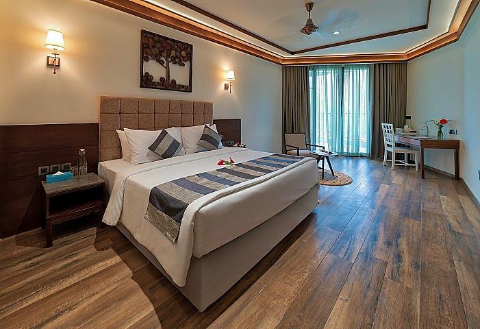 Niraamaya Retreats Samroha, Athirappilly Luxury Cottage