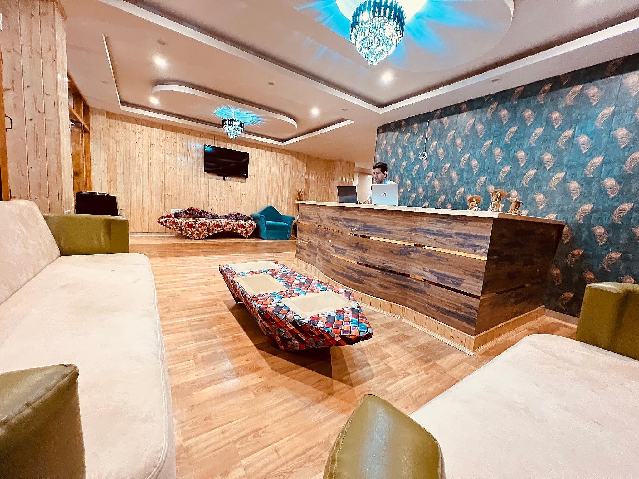 undefined Hill River Resort By West Western 2