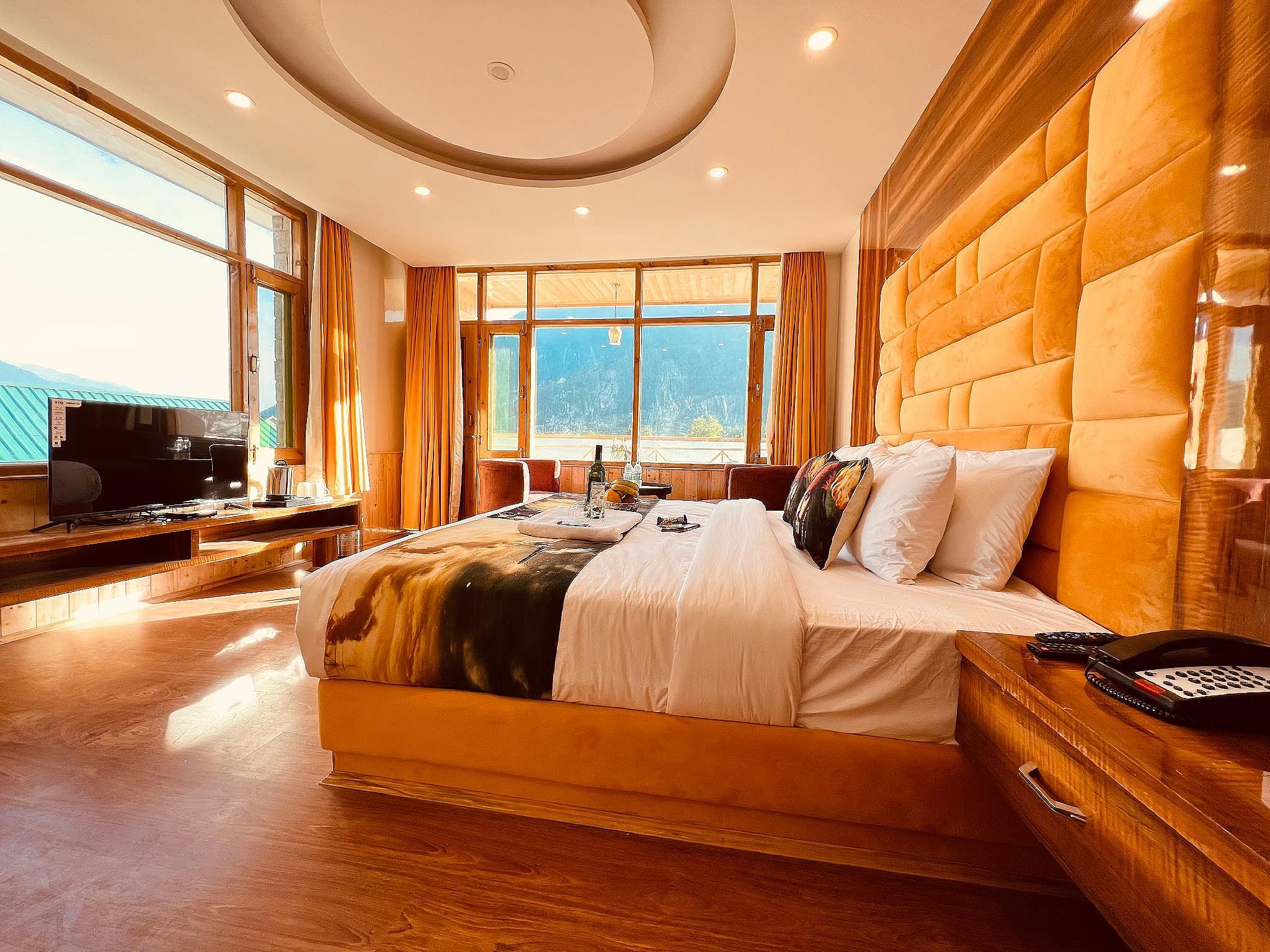 undefined Hill River Resort By West Western 6