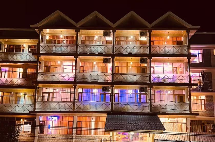 undefined Hill River Resort By West Western 5