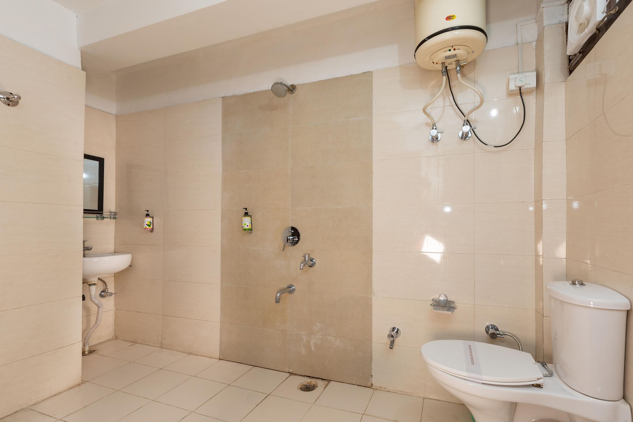 Orchid Nainital Super Deluxe Room 6