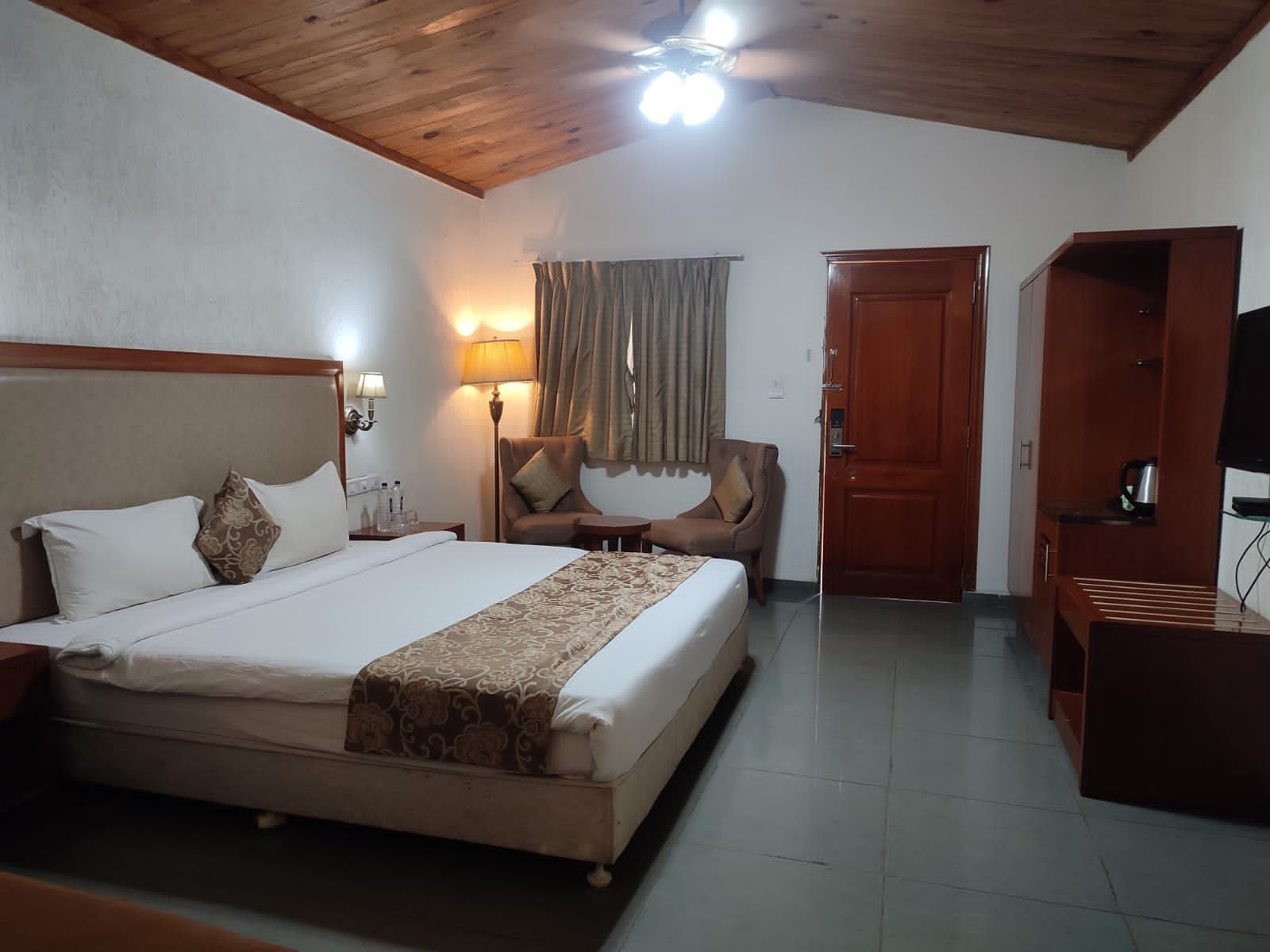 Deluxe Cottage