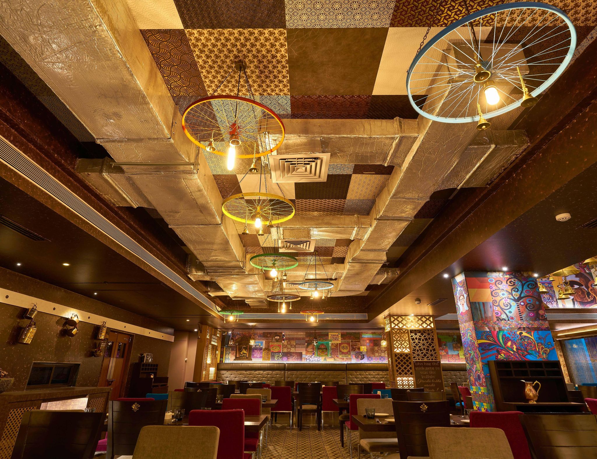 Food & Dining