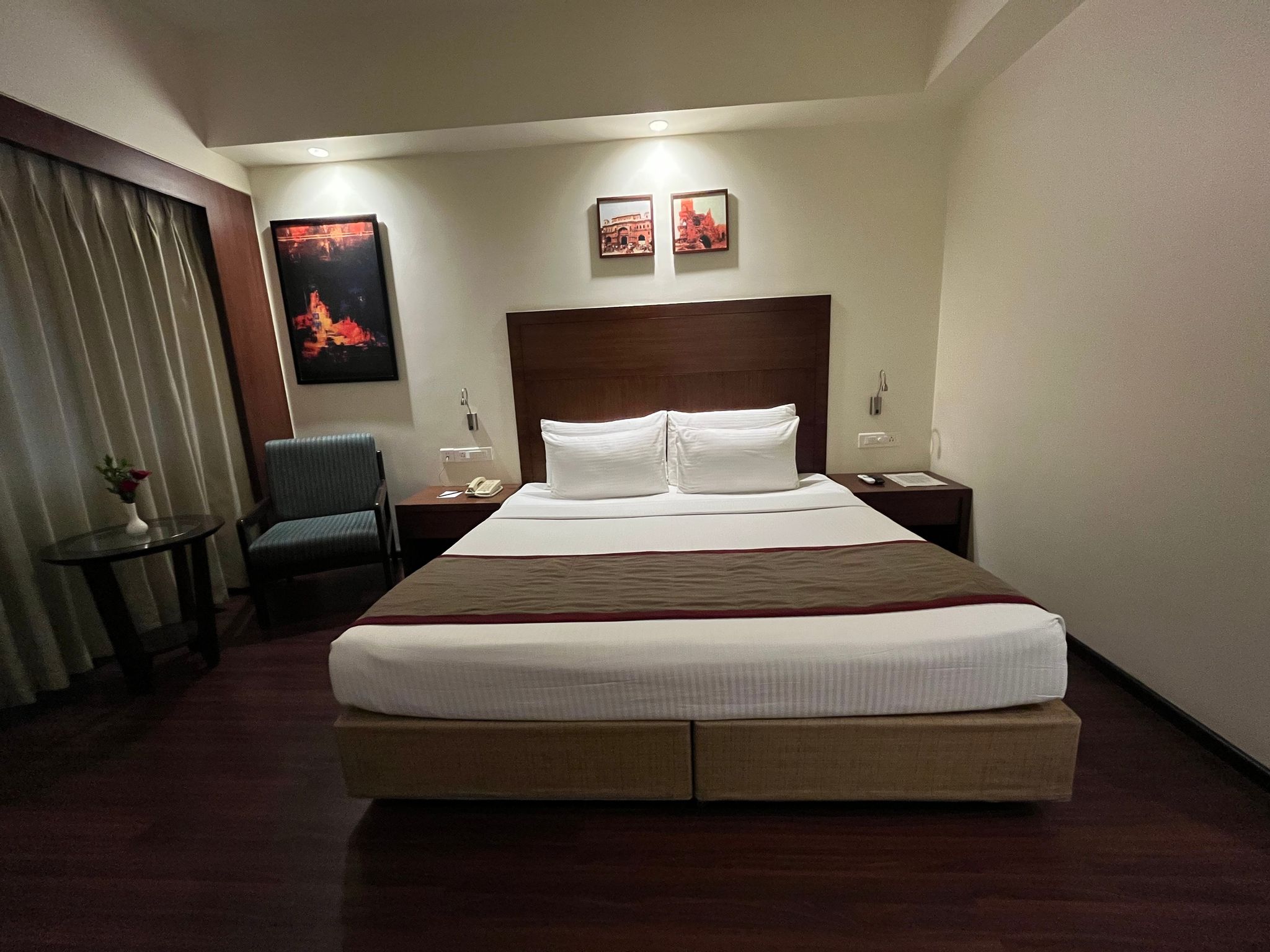 Ramee Panchasheel Deluxe Room 4