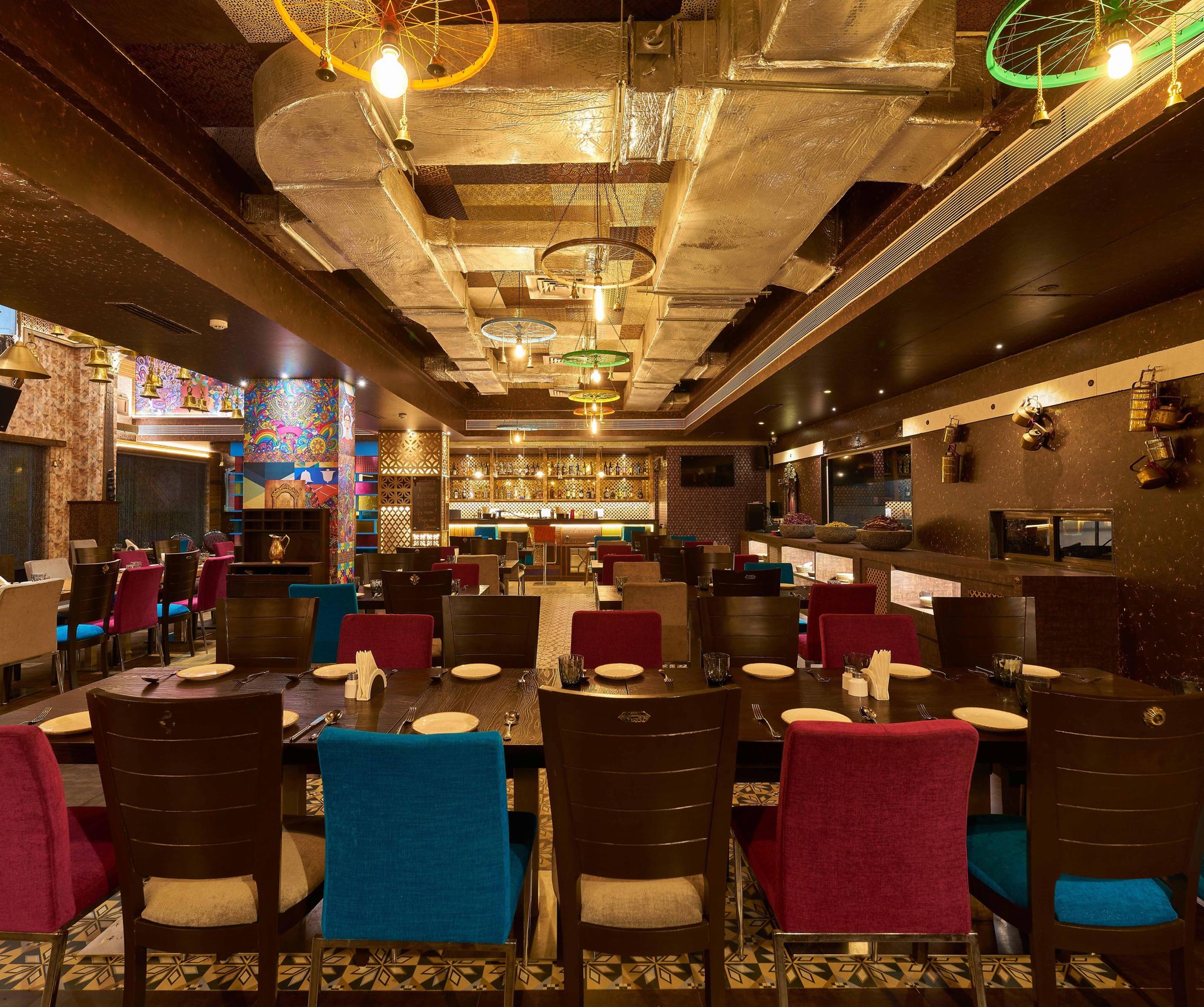 Food & Dining