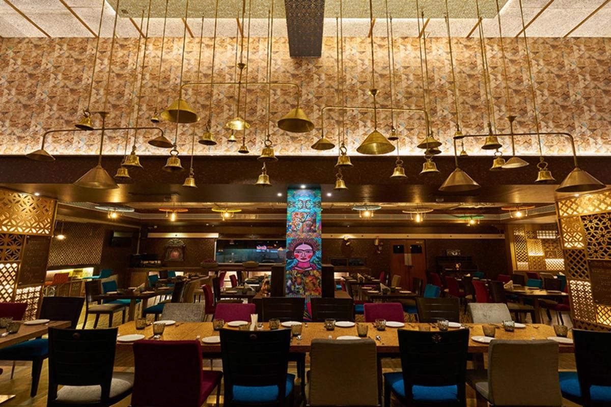 Food & Dining
