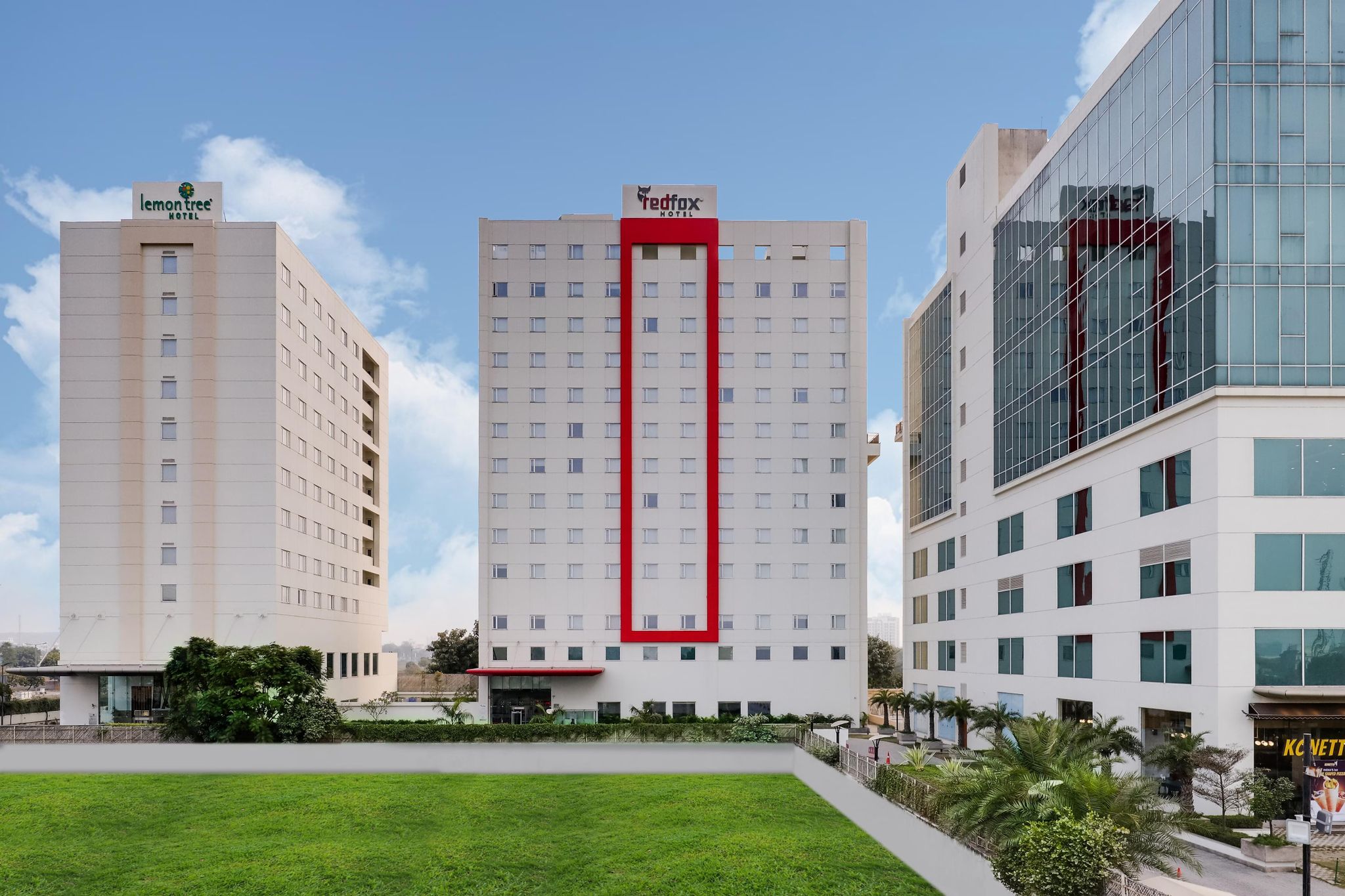 Red Fox By Lemon Tree Hotels, Sector 60, Gurugram