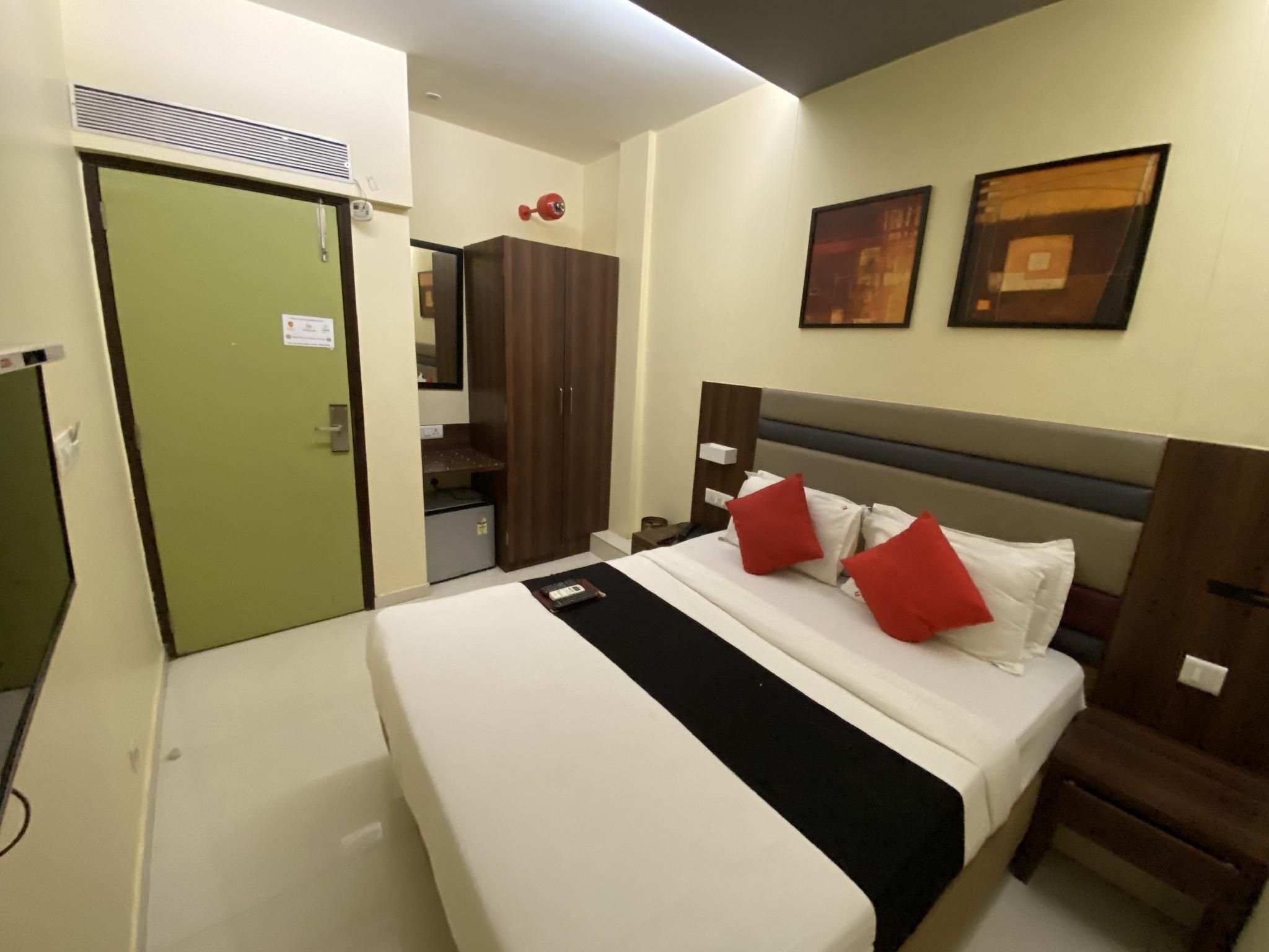 Hotel Regal International