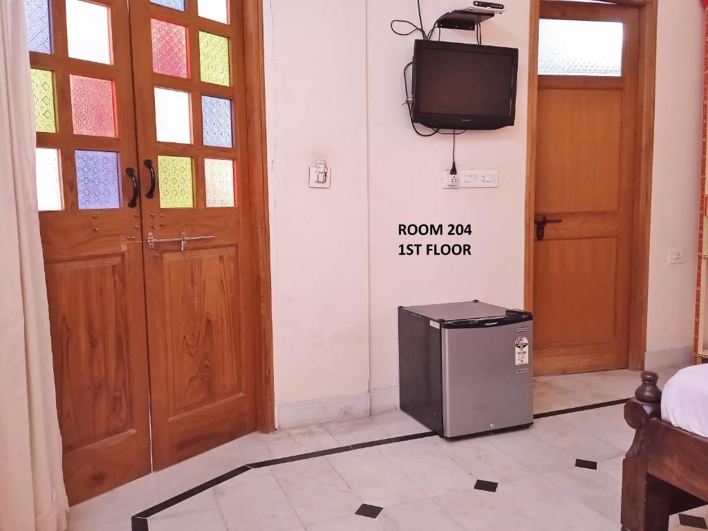 Rigmor Haveli Standard Room 16