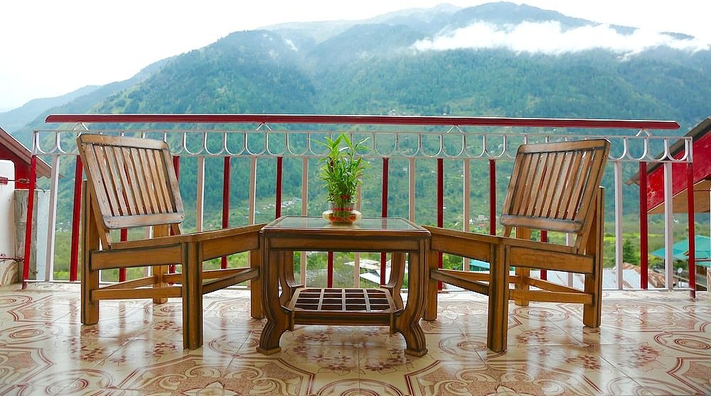 Rishi Palace Standard Room 6