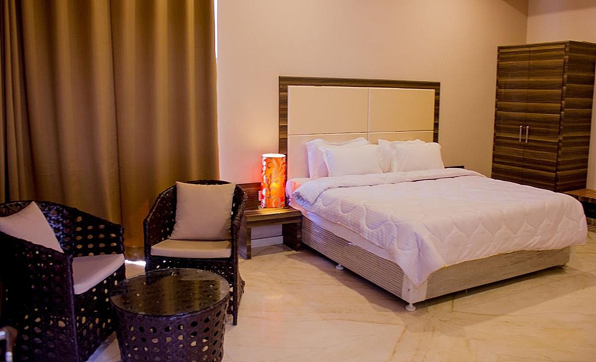 RiverArch Greenfields Resort Superior Room 3