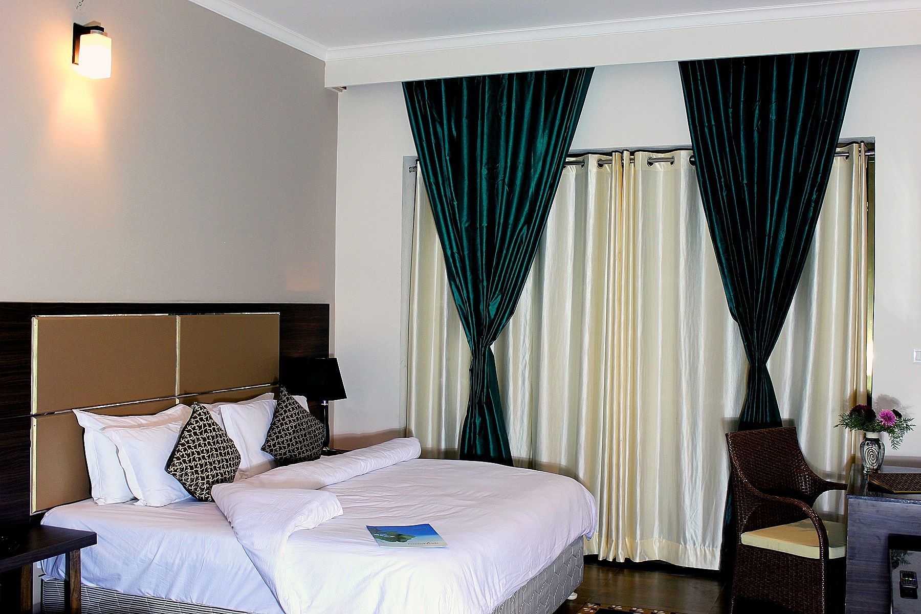 RiverArch Greenfields Resort Superior Room 5