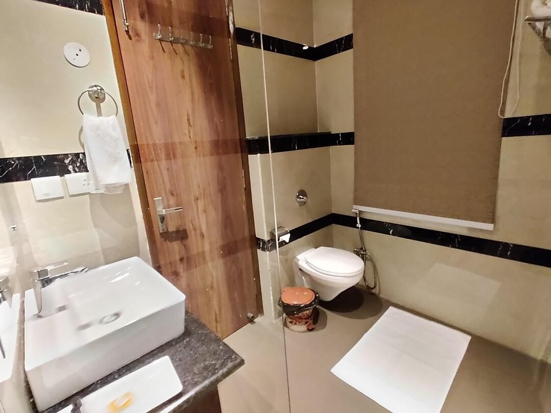 Super Deluxe Room with Balcony