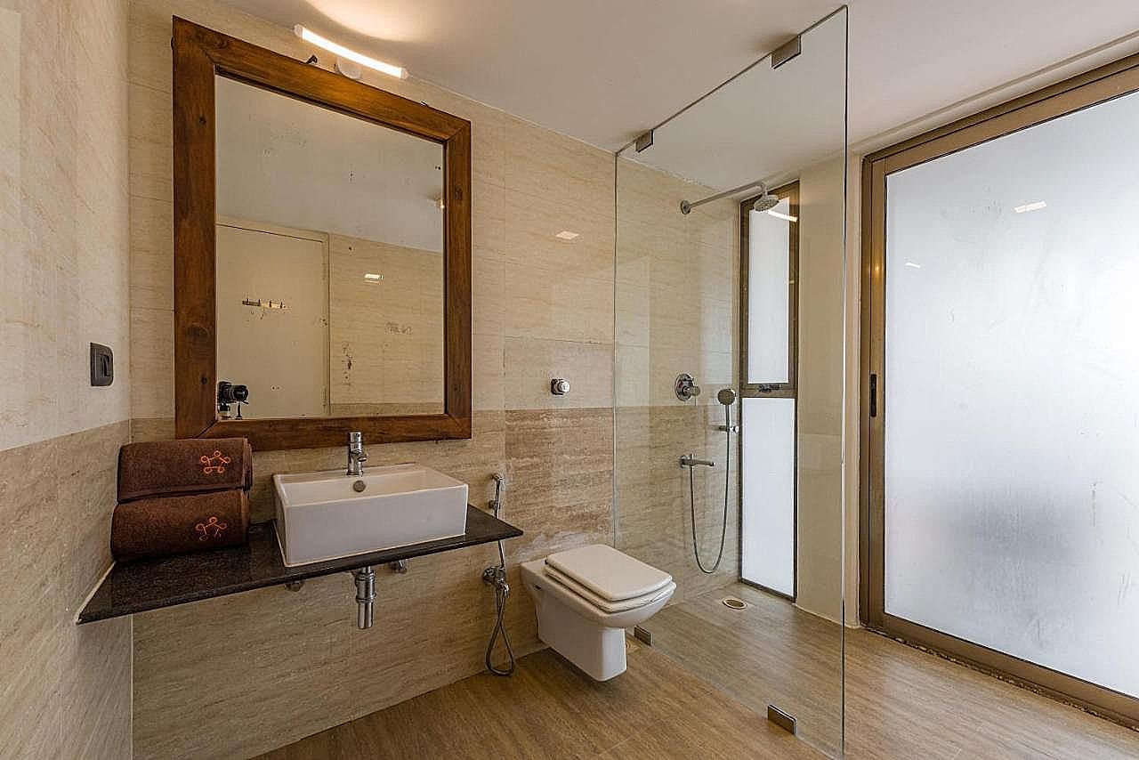 undefined SaffronStays De La Mer 8