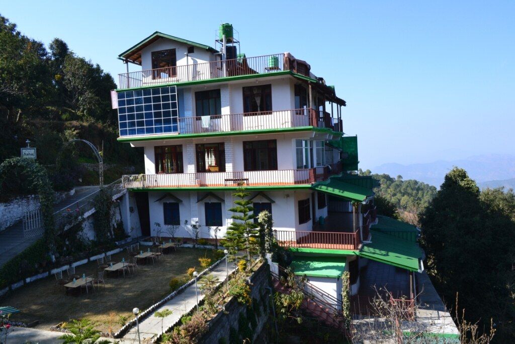 Amarsa Sahaj Hotel and Restaurant