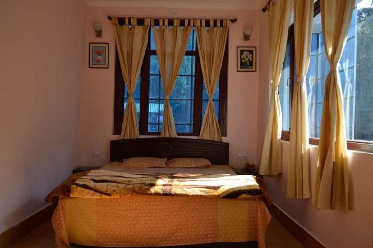 Amarsa Sahaj Hotel and Restaurant Standard Room