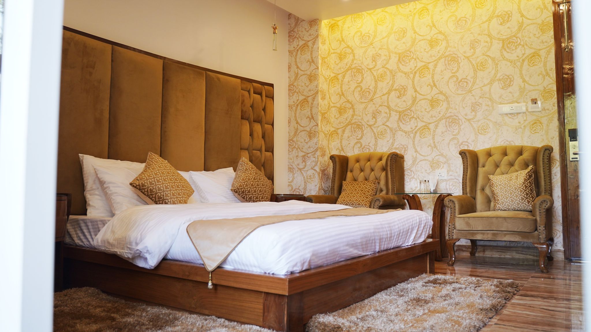 Saheb's Castle Diamond Room 2