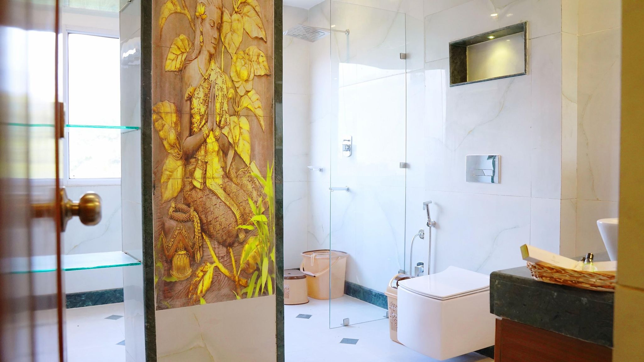 Family Suite With Jacuzzi