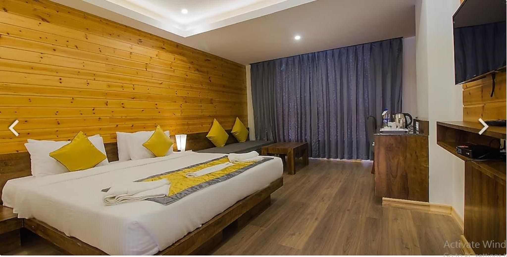 Premium Room with King Bed