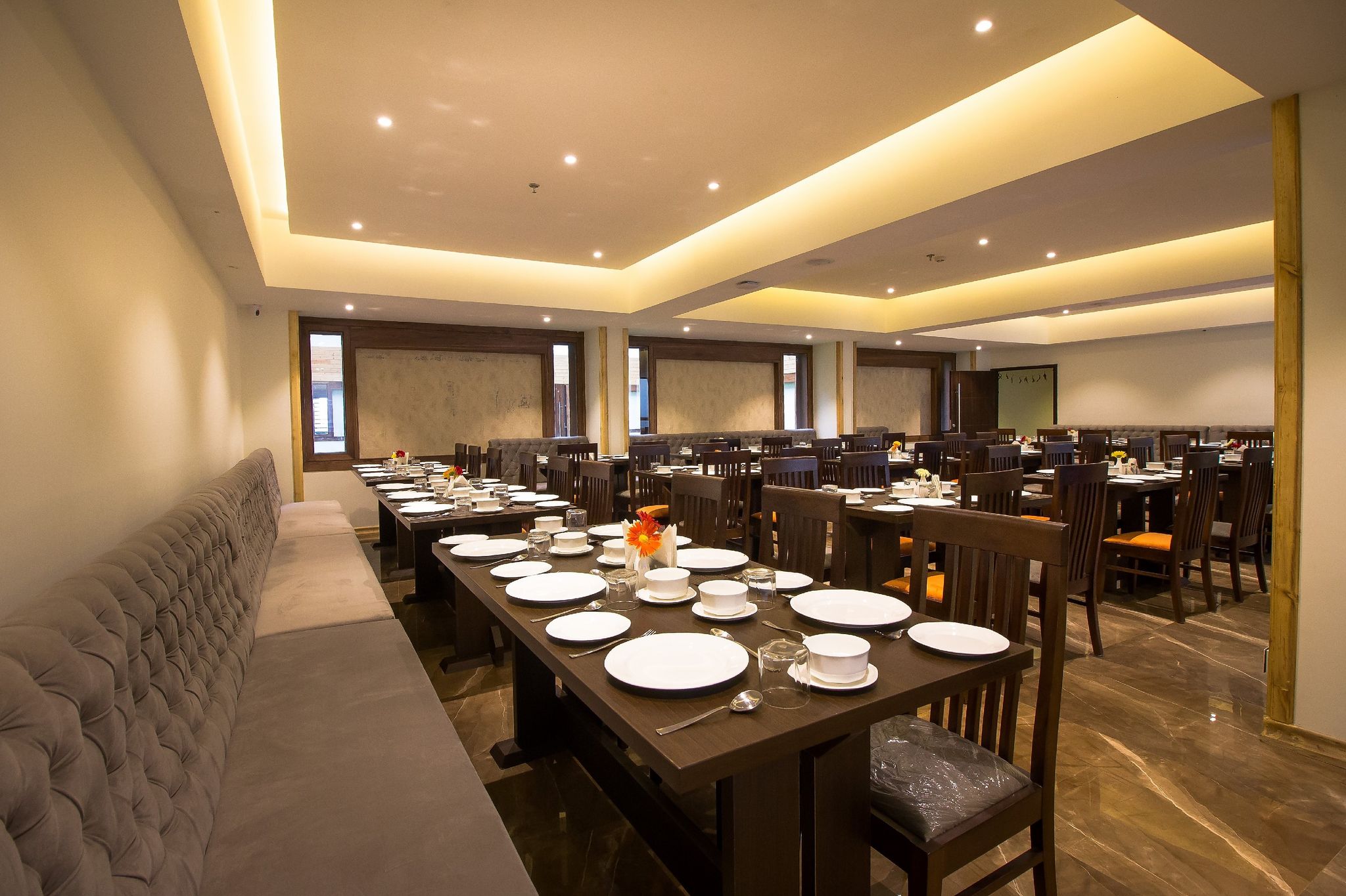 Food & Dining