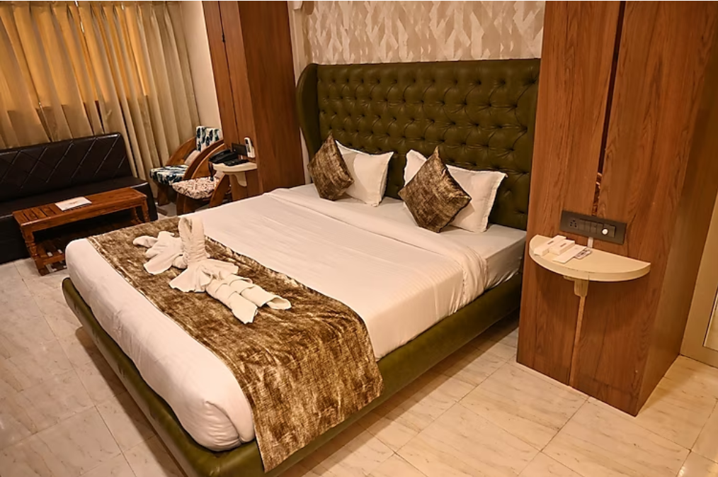 Shah Imperial Executive Room 2