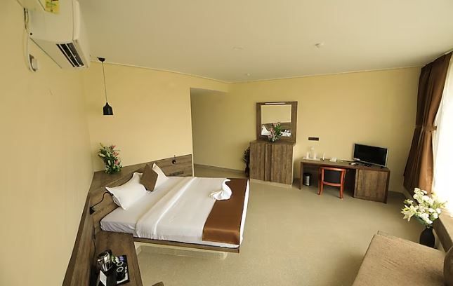 Shilhaandara Resort Soumithre- Standard Room 2