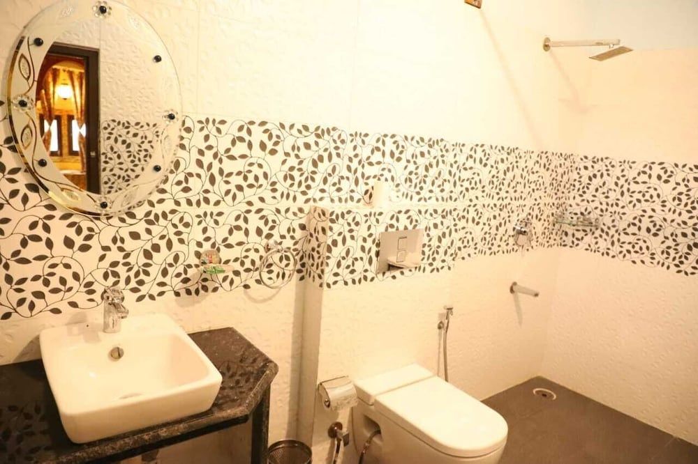 Singhvis Haveli Standard Room 7