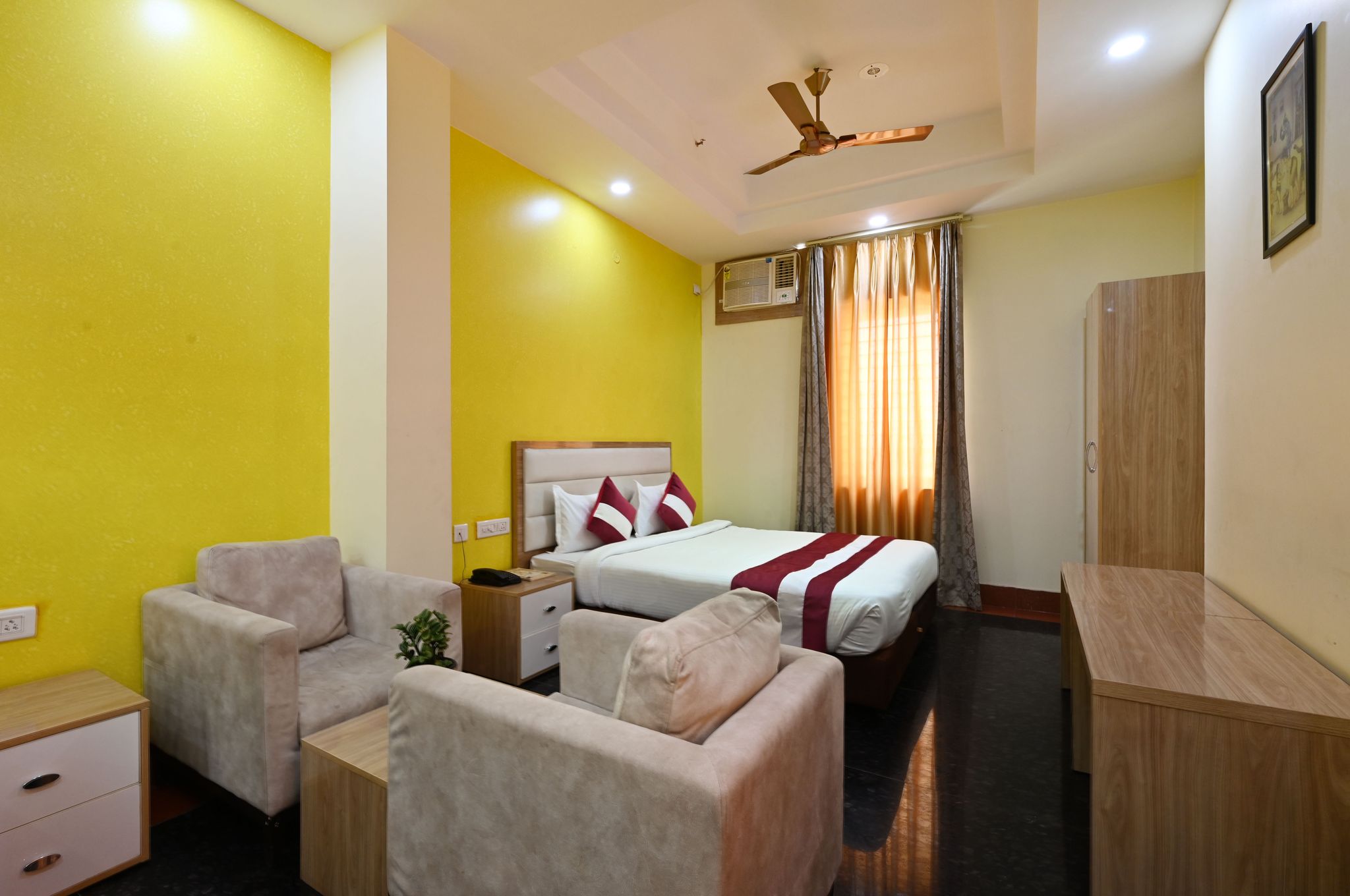 SKS Grand Palace Super Deluxe Family Room 4