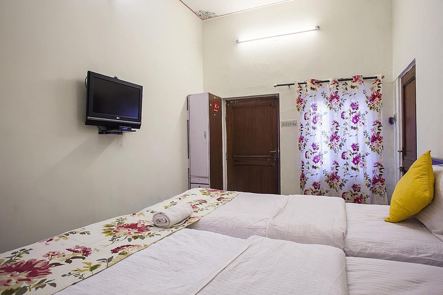 Sneh Deep Guest House Family Room AC 3