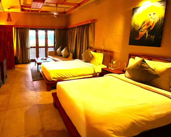 Premium Twin Bed Room (With Balcony)