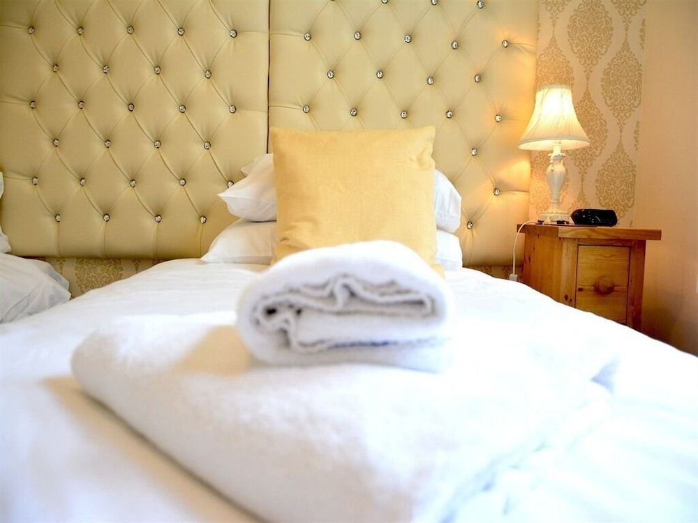 Ashlea Guest House Double Room, Ensuite (Room 10) 4