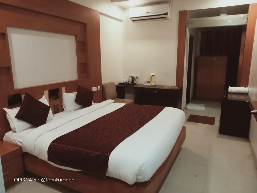 ToBo Syona Residency Superiour Club Room 7