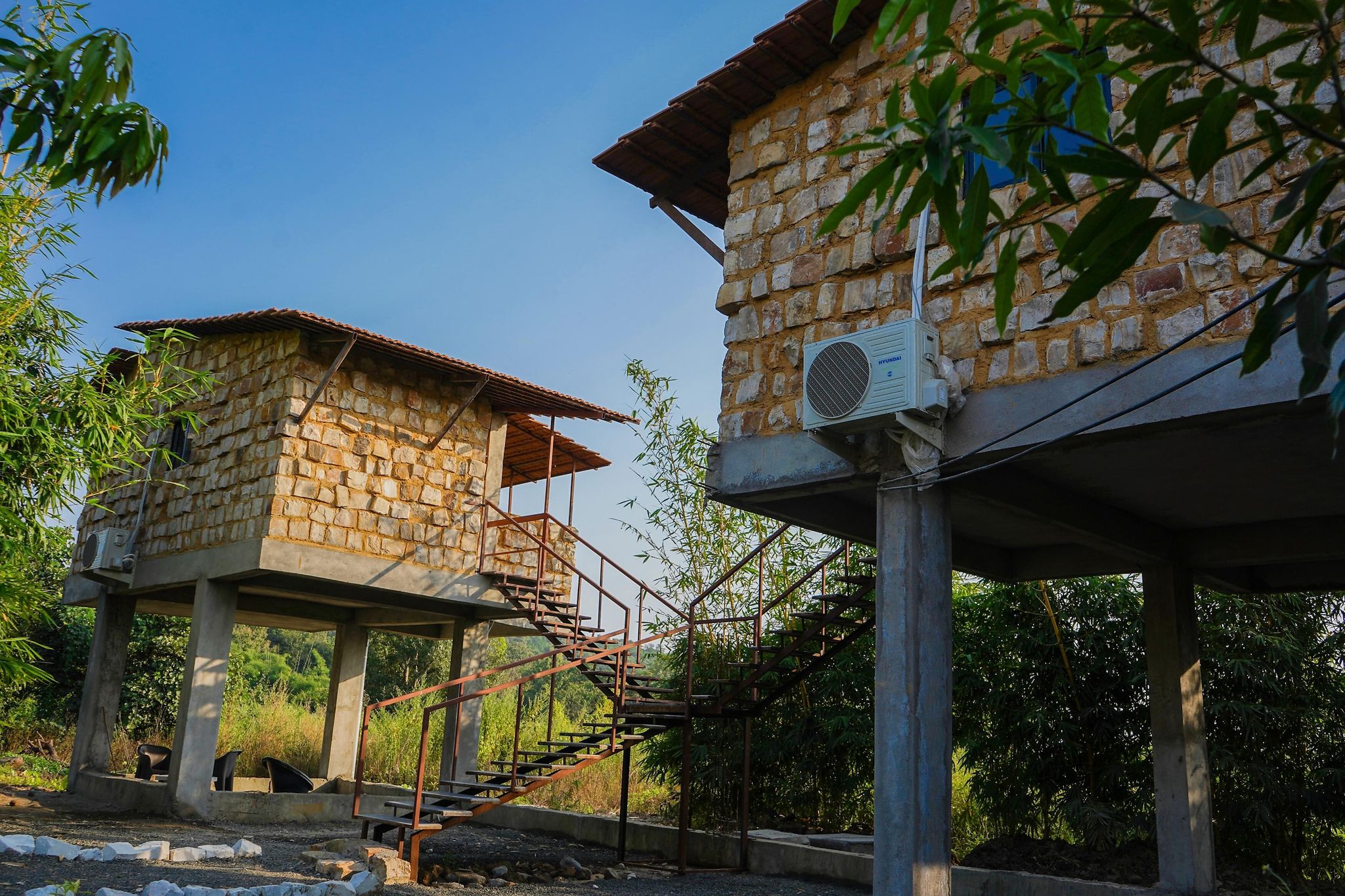 Lake View Machaan Cottage