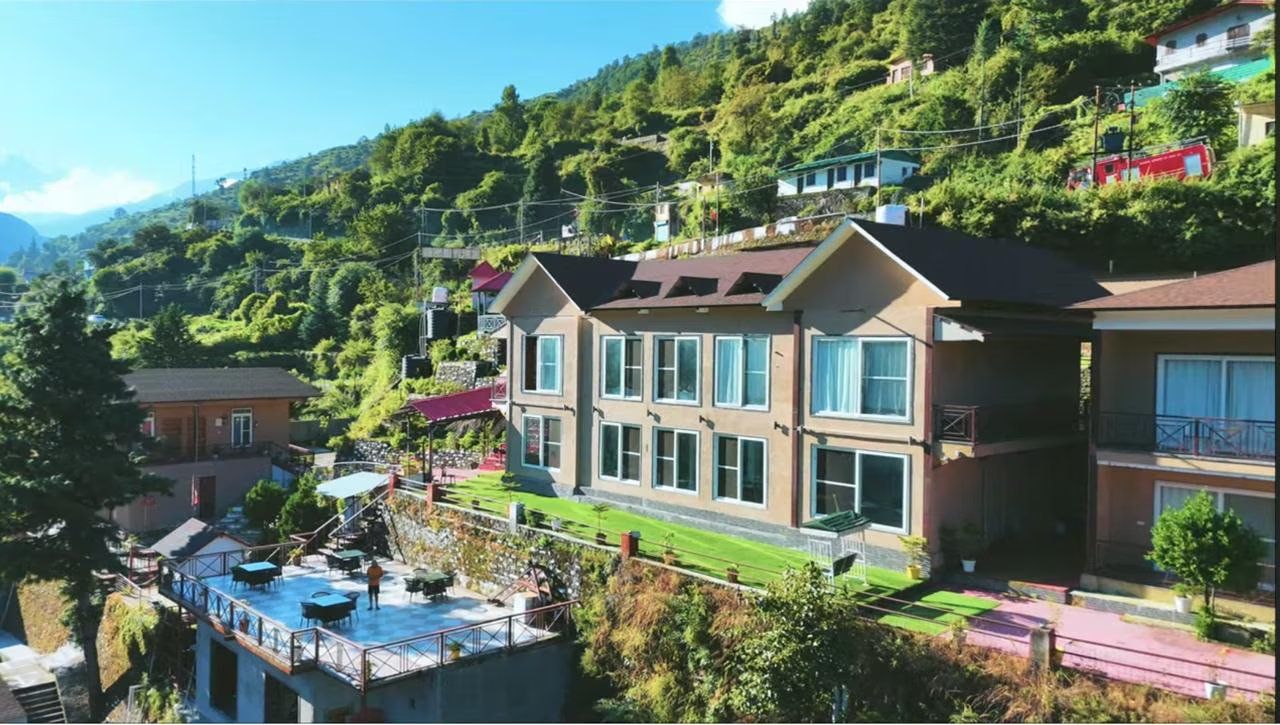 Tathastu Maitri Ski Resort