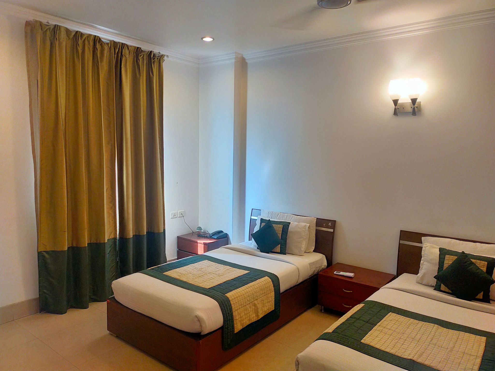 Tavisha Villa Deluxe Room 7