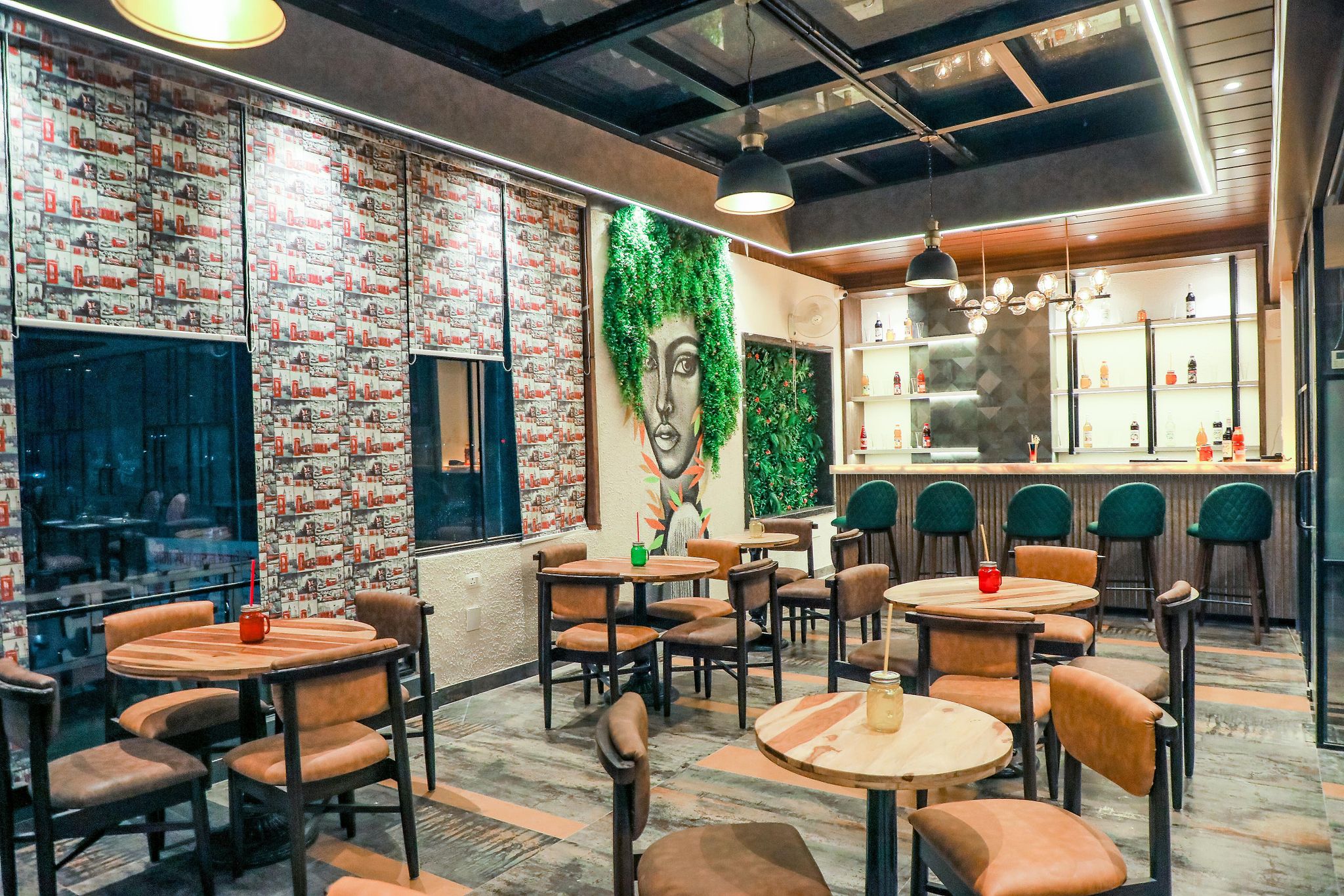 Food & Dining