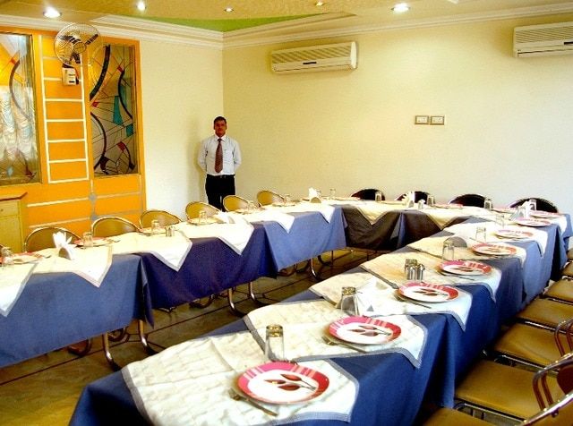 Food & Dining