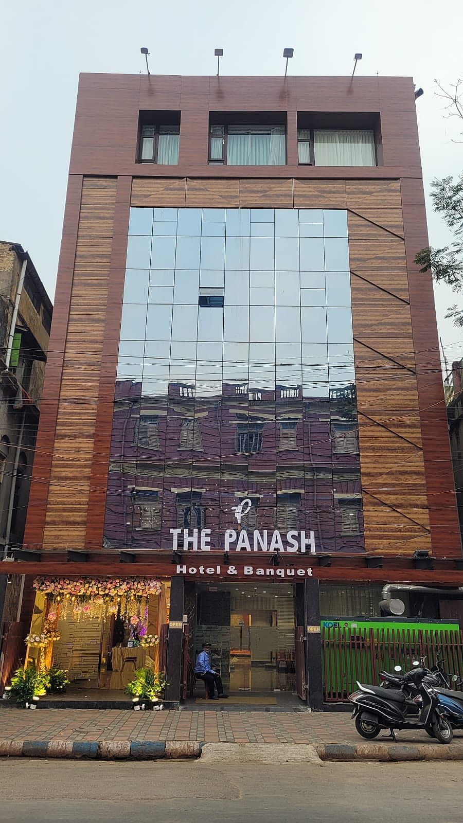 The Panash - Hotel & Banquet 