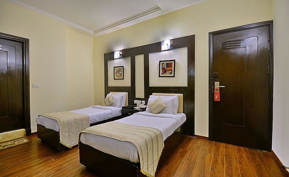 Hotel  Southgate Deluxe Room 25