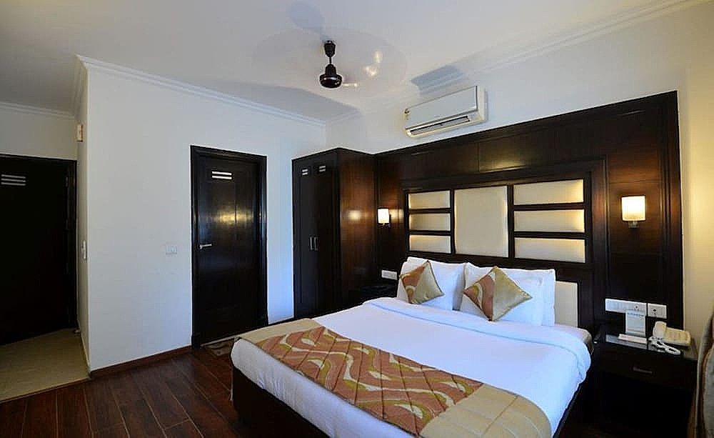 Hotel  Southgate Deluxe Room 5