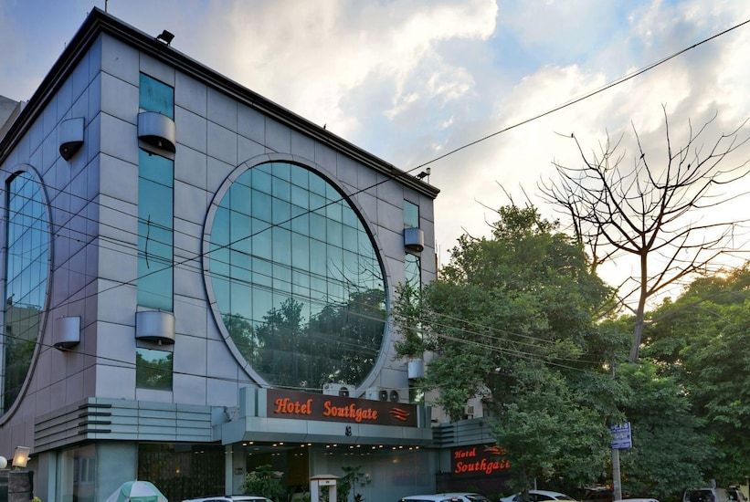 Hotel Exterior