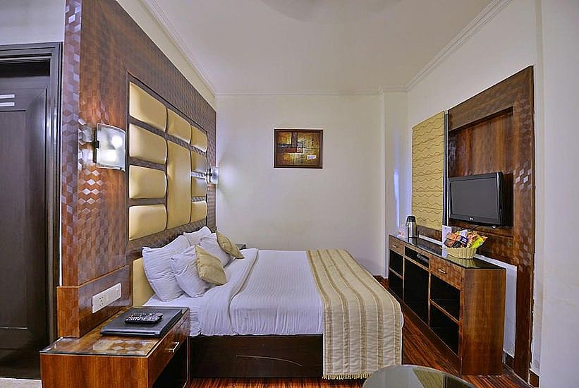 Hotel  Southgate Deluxe Room 15