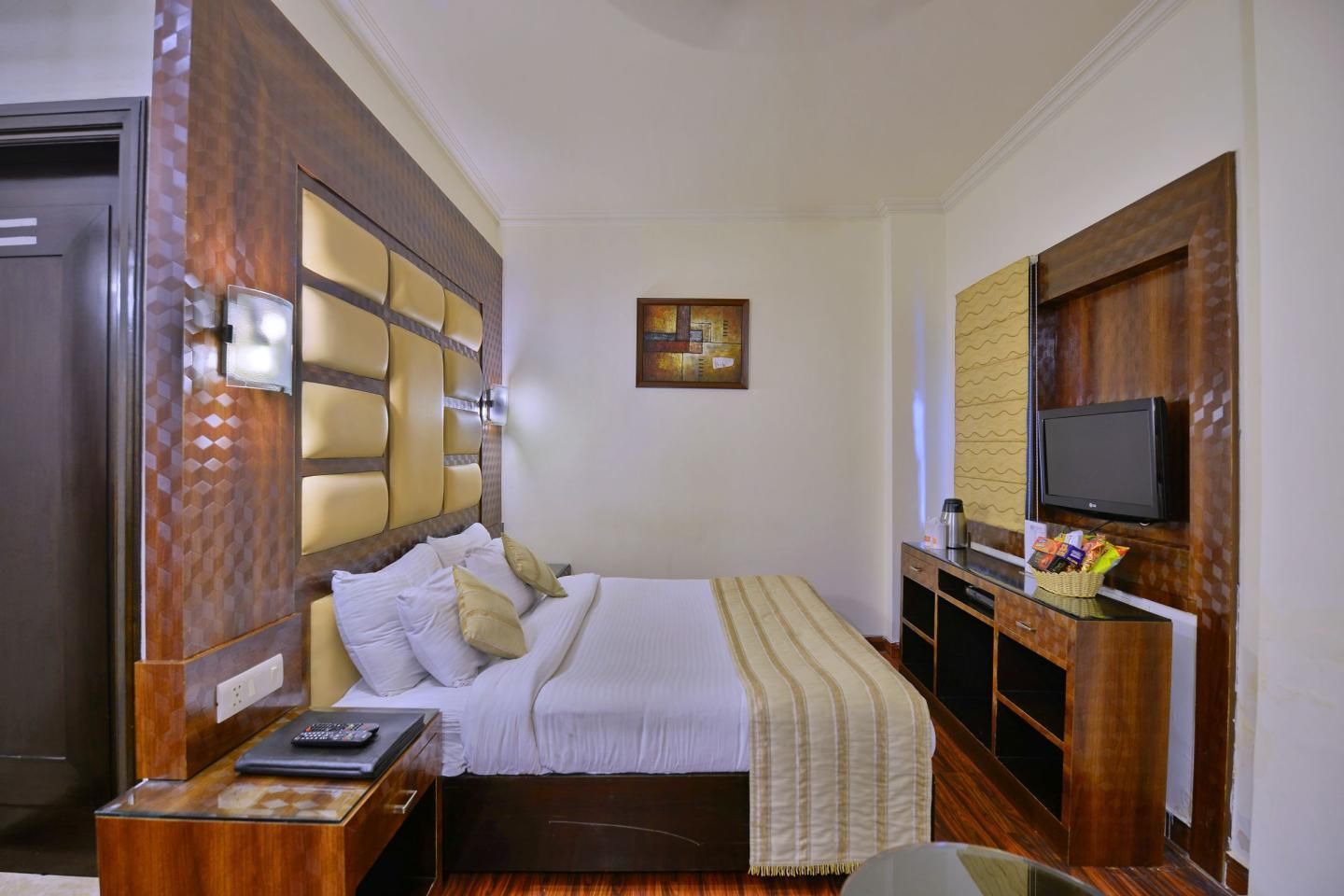 Hotel  Southgate Deluxe Room 32