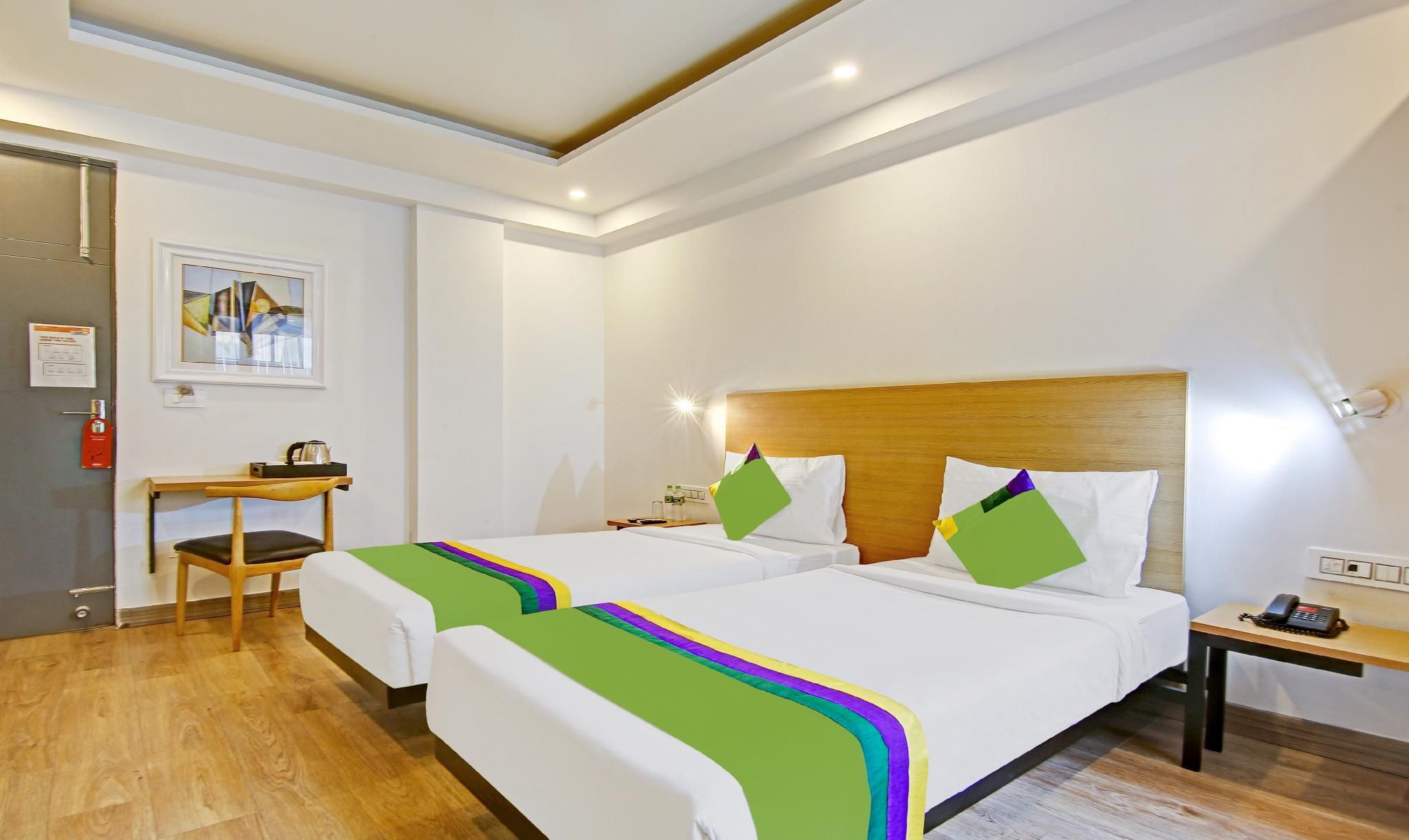 Treebo Ahinsa Residency Sohna Road Deluxe Double Room 10