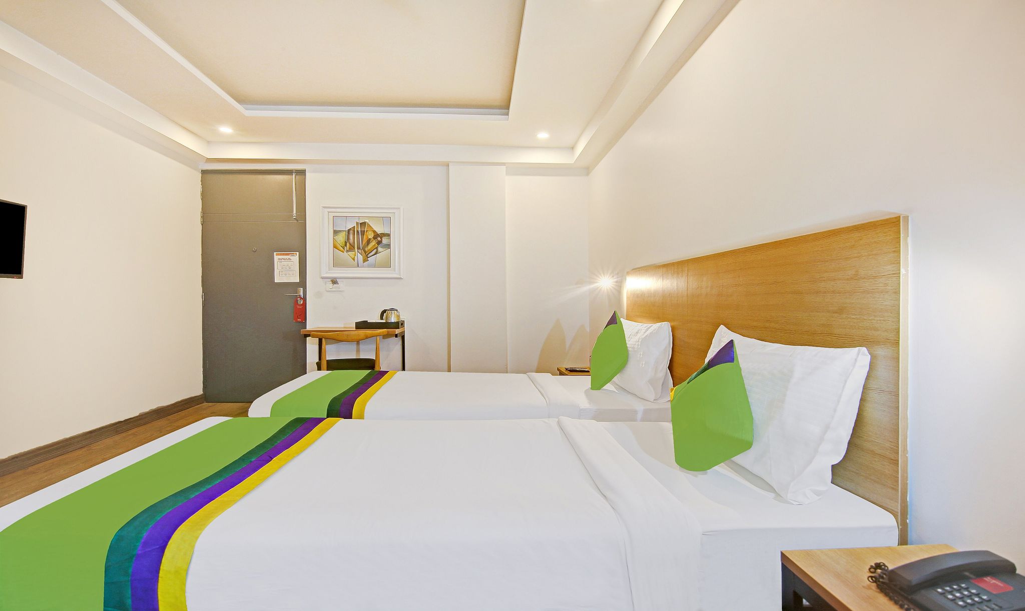 Treebo Ahinsa Residency Sohna Road Deluxe Double Room 6