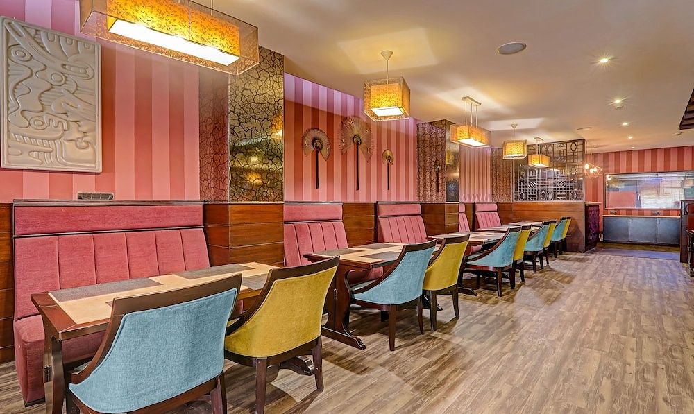 undefined Treebo Edesia 4